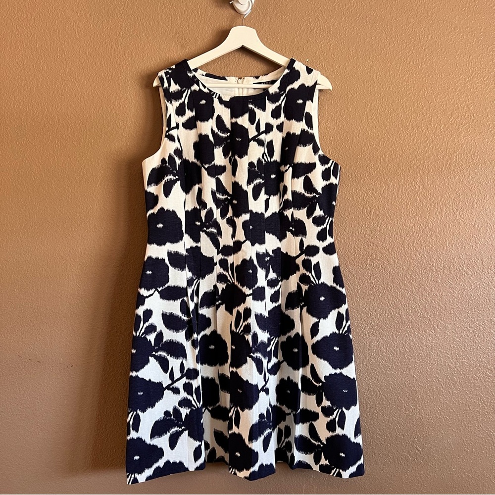 Alex Marie Navy Blue/White Floral Sleeveless Fit and Flare Midi Dress Size 16